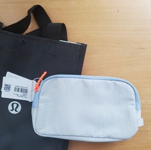 NWT Lululemon Mini Belt Bag